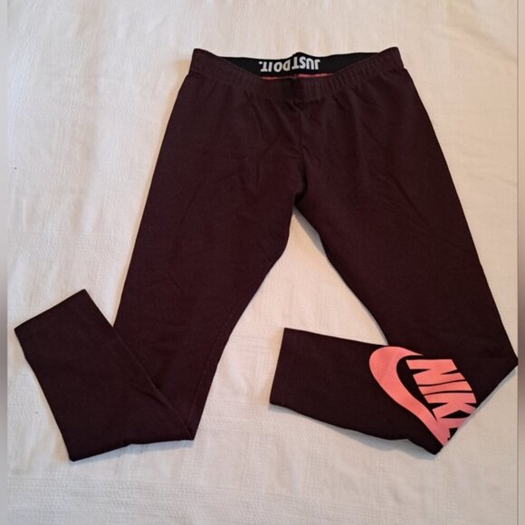 Nike women's Large burgundy cropped leggings, bright coral design on leg, VGUC - Picture 3 of 7